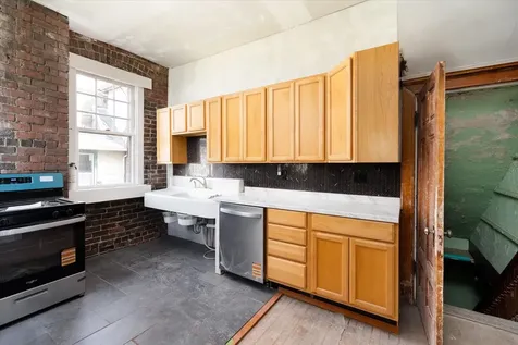 314 South Monroe Street Streator IL 61364