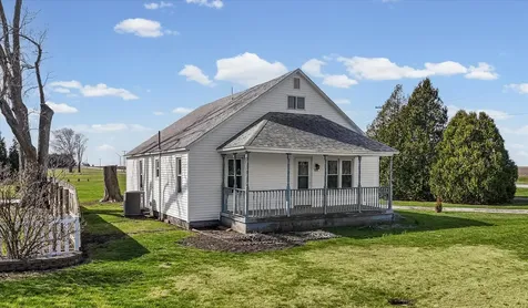 104 East Allen Street Allerton IL 61810