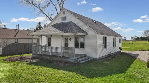 104 East Allen Street Allerton IL 61810