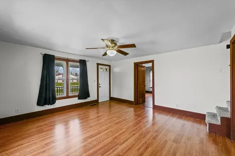 104 East Allen Street Allerton IL 61810