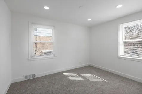 519 Bellwood Avenue Bellwood IL 60104