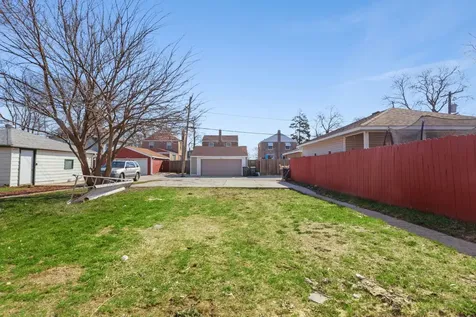 519 Bellwood Avenue Bellwood IL 60104