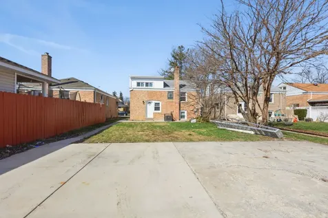 519 Bellwood Avenue Bellwood IL 60104