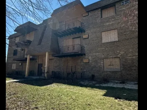 5700 128TH Street Crestwood IL 60418
