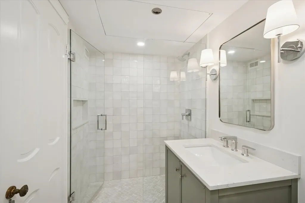 1420 Sheridan Road Wilmette IL 60091