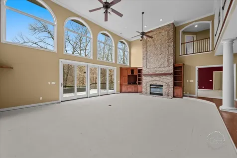 54 Woodland Drive Yorkville IL 60560
