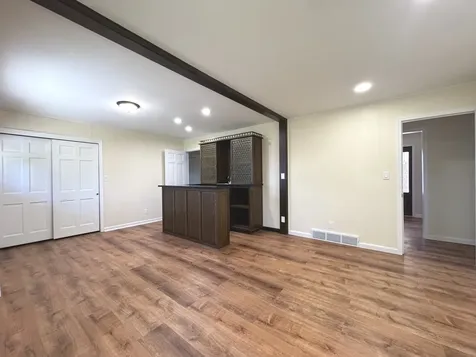 210 South Small Avenue Kankakee IL 60901
