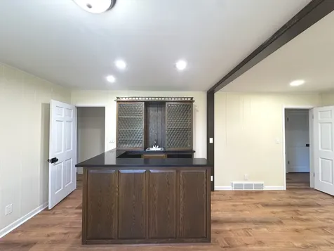 210 South Small Avenue Kankakee IL 60901