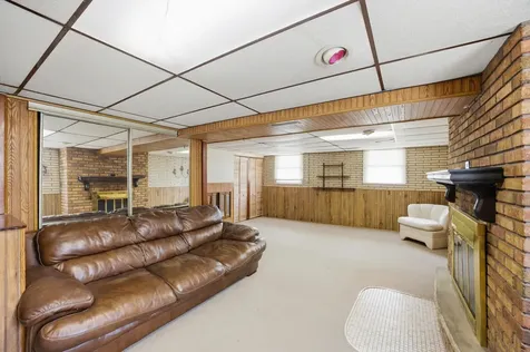 105 East Center Street Glenwood IL 60425