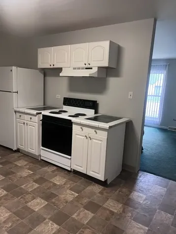 105 East Center Street Glenwood IL 60425