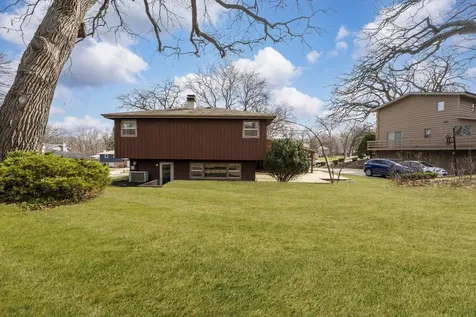 2205 Country Knoll Lane Elgin IL 60123