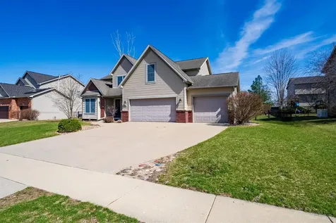 2510 Crooked Creek Road Bloomington IL 61705