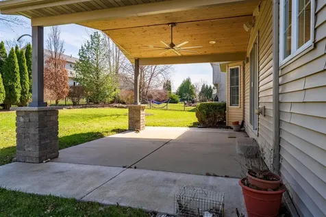 2510 Crooked Creek Road Bloomington IL 61705