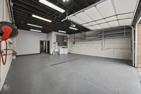 3327 West Columbus Avenue Chicago IL 60652