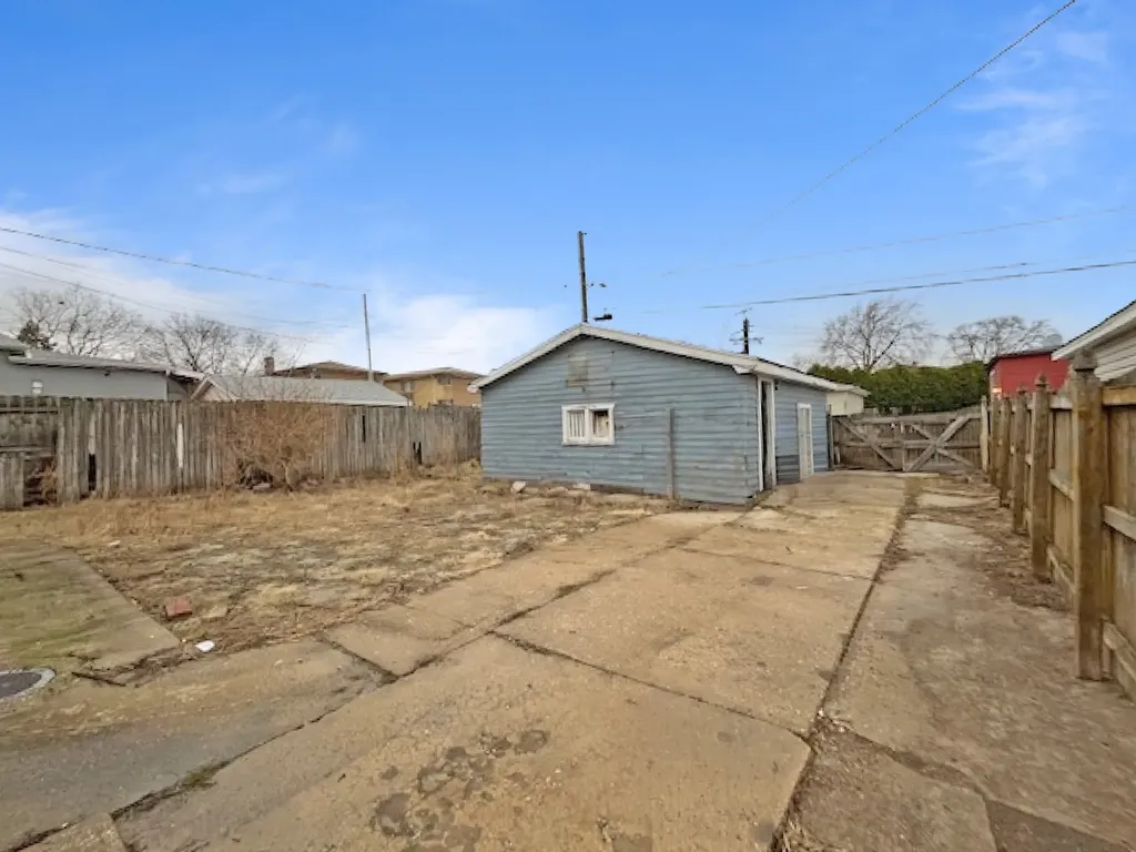 2024 Union Street Blue Island IL 60406