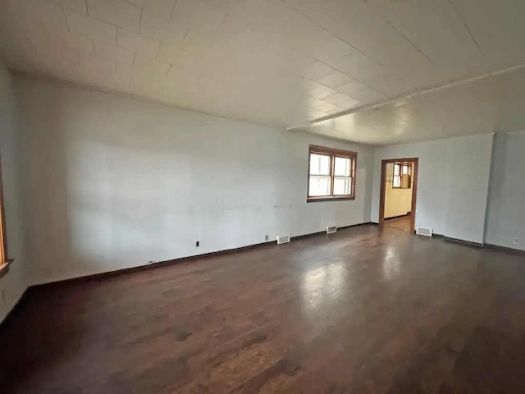 2024 Union Street Blue Island IL 60406