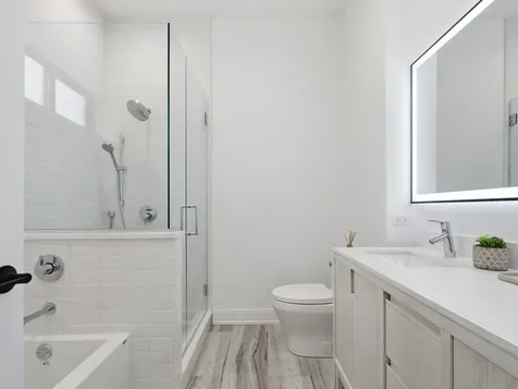 2471 North Clybourn Avenue Chicago IL 60638
