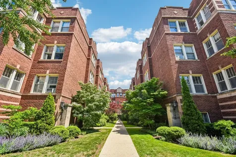 240 South Maple Avenue Oak Park IL 60302