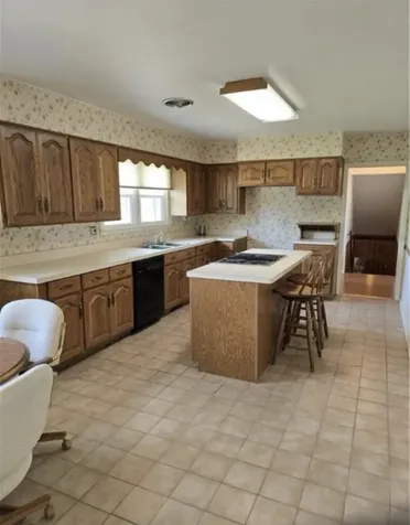 9 Orchard Drive Charleston IL 61920