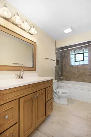 15842 Lavergne Avenue Oak Forest IL 60452