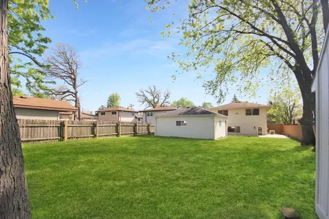15842 Lavergne Avenue Oak Forest IL 60452