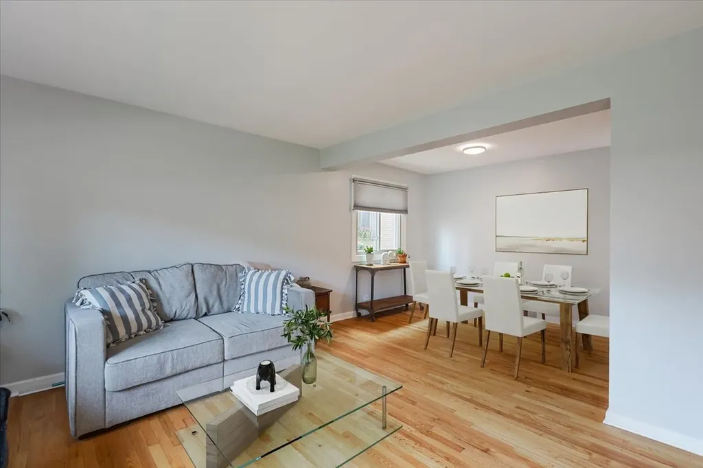 6524 North Northwest Highway Chicago IL 60631
