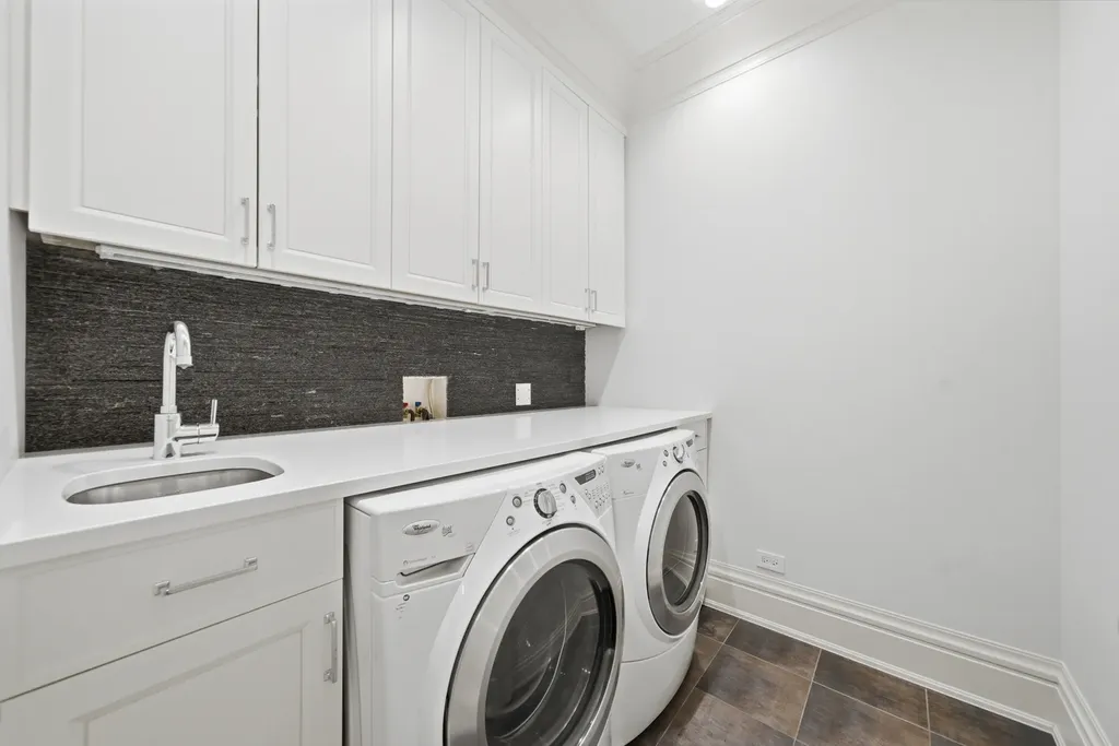 1703 North Dayton Street Chicago IL 60614