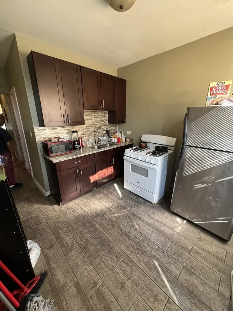 625 North Monticello Avenue Chicago IL 60624