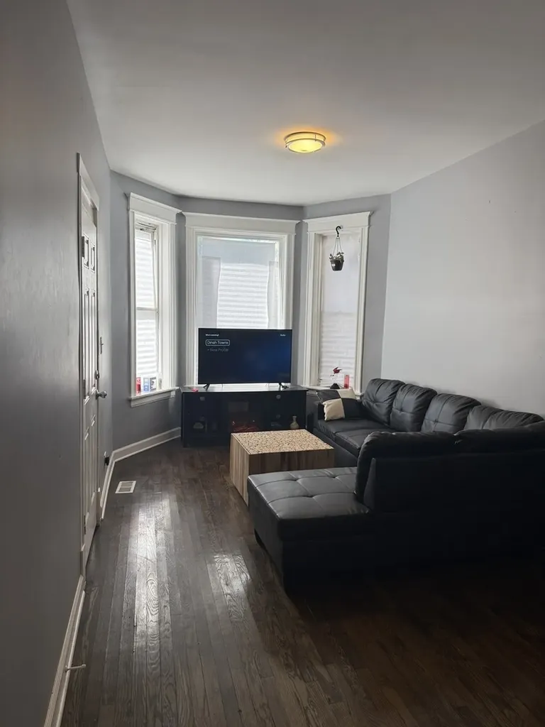 625 North Monticello Avenue Chicago IL 60624