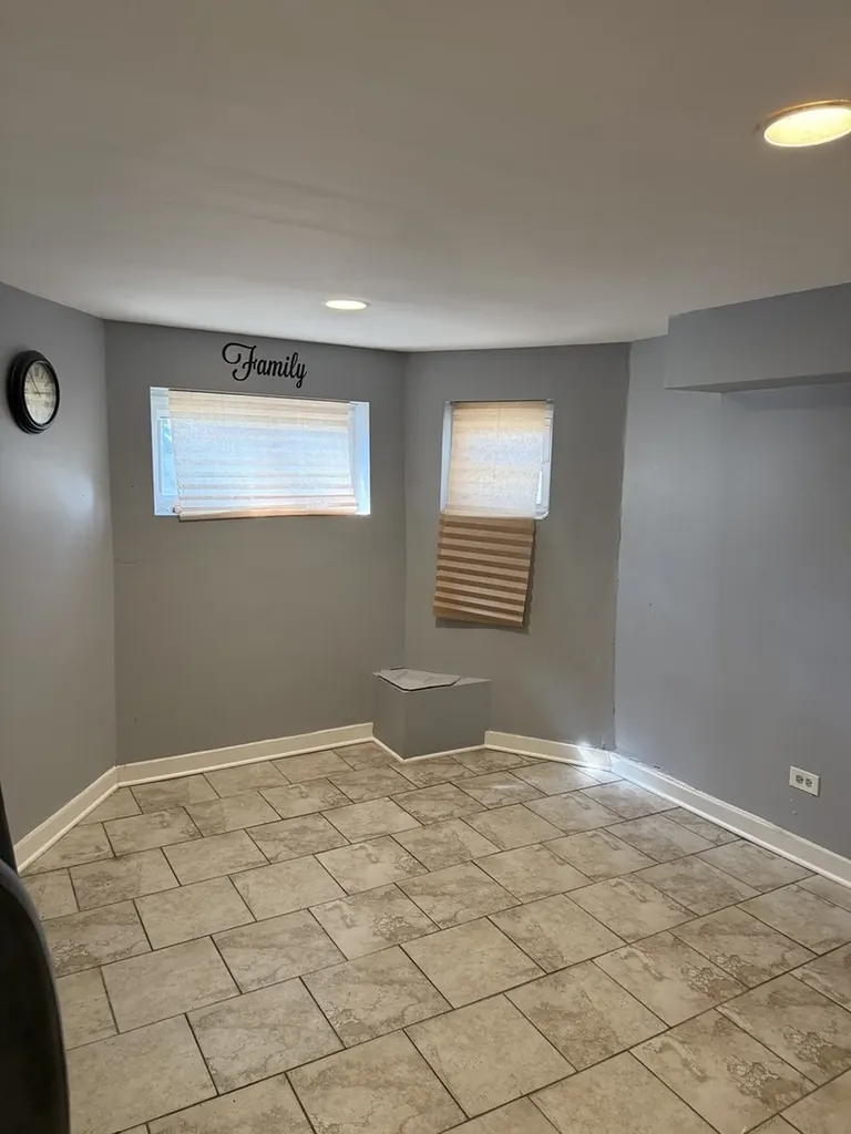 625 North Monticello Avenue Chicago IL 60624