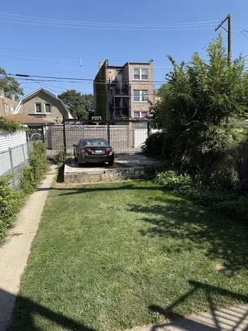 625 North Monticello Avenue Chicago IL 60624