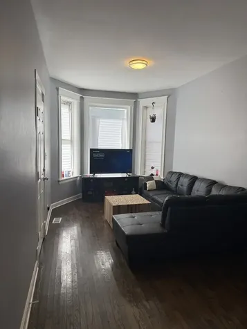 625 North Monticello Avenue Chicago IL 60624