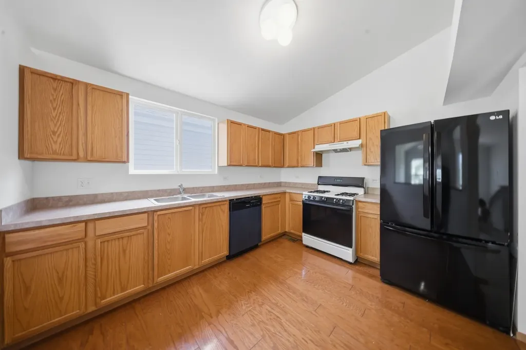 1637 Linden Park Lane Aurora IL 60504
