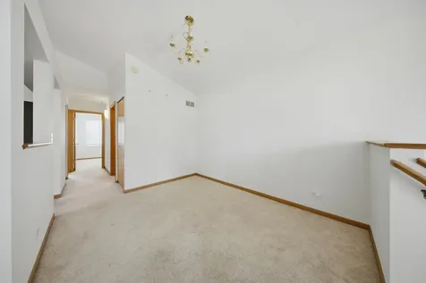 1637 Linden Park Lane Aurora IL 60504