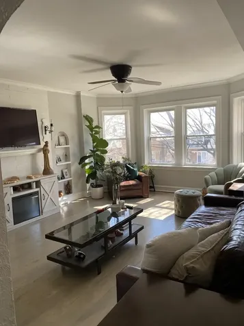 5328 West Drummond Place Chicago IL 60639