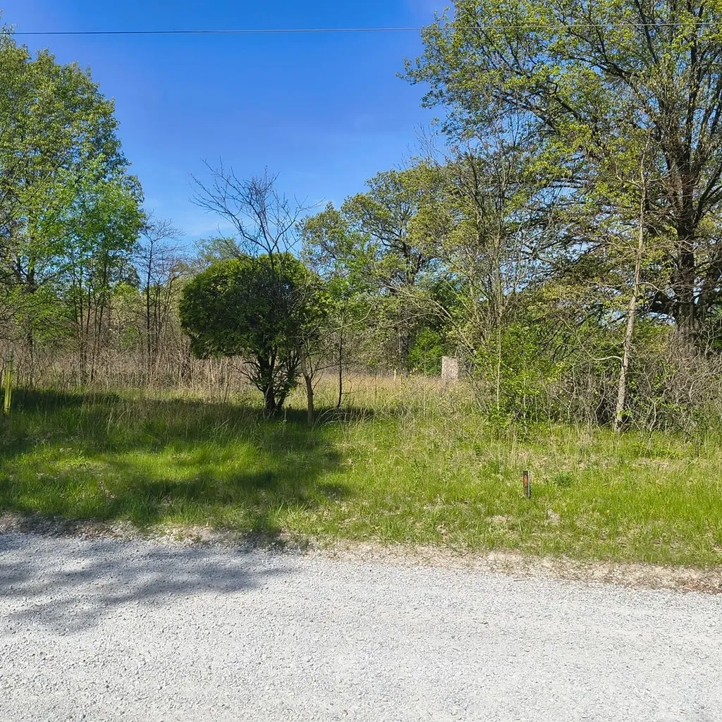 2240 South 15000 Road E Pembroke Twp IL 60958