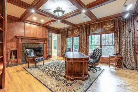 64 Crescent Drive Glencoe IL 60022