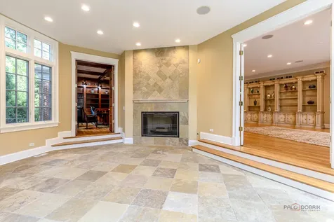 64 Crescent Drive Glencoe IL 60022