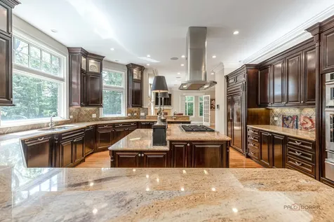 64 Crescent Drive Glencoe IL 60022