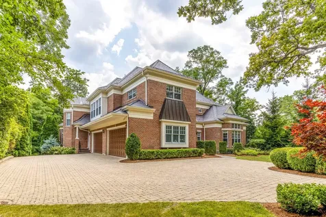 64 Crescent Drive Glencoe IL 60022