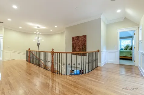 64 Crescent Drive Glencoe IL 60022