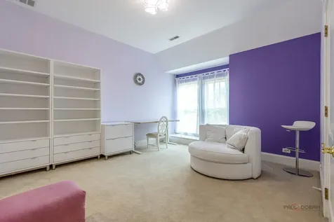 64 Crescent Drive Glencoe IL 60022