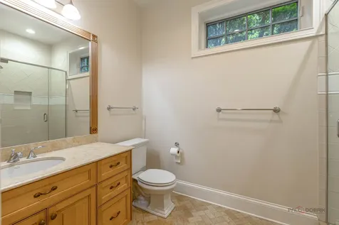 64 Crescent Drive Glencoe IL 60022