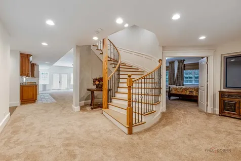 64 Crescent Drive Glencoe IL 60022