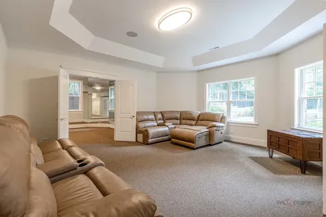 64 Crescent Drive Glencoe IL 60022
