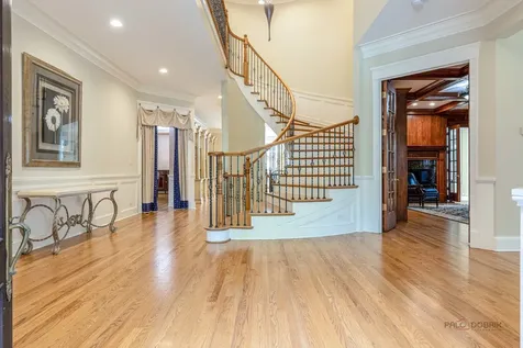 64 Crescent Drive Glencoe IL 60022