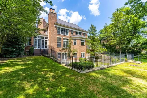 64 Crescent Drive Glencoe IL 60022