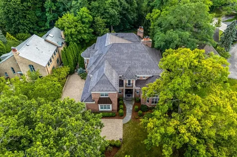 64 Crescent Drive Glencoe IL 60022