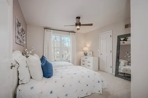 842 North Bennett Street Geneva IL 60134