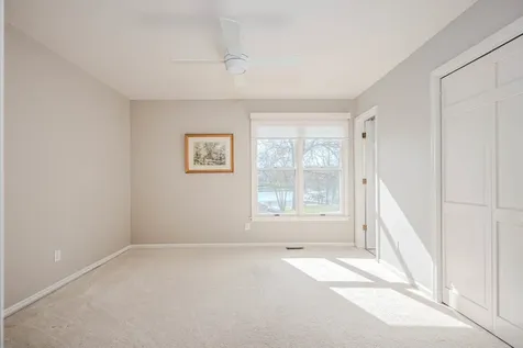 842 North Bennett Street Geneva IL 60134